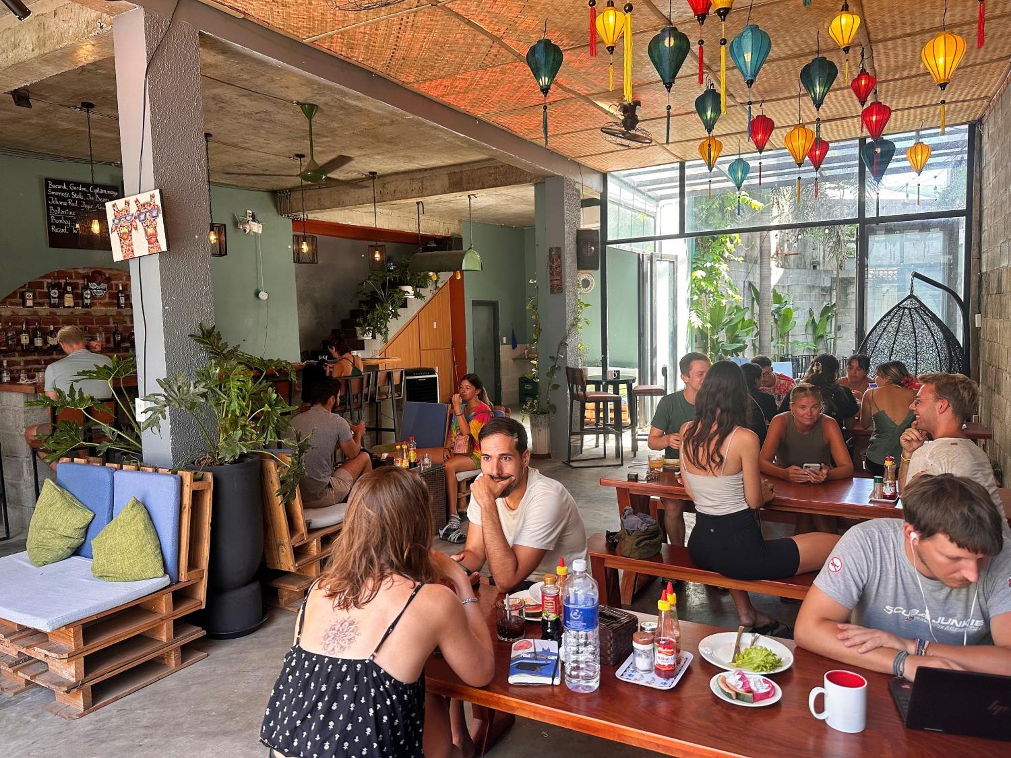 Gito Hostel Хойан Экстерьер фото